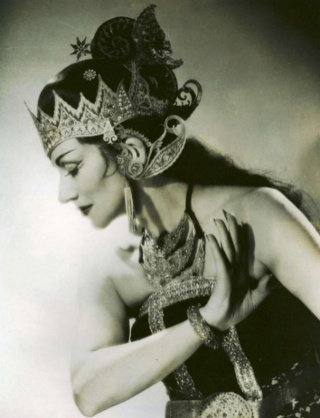 La Meri in Javanese Costume by Marcus Blechman